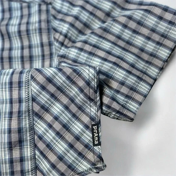 prAna Casual Short Sleeve Button Down Shirt Men's L Plaid Organic Cotton Blend - Picture 7 of 11